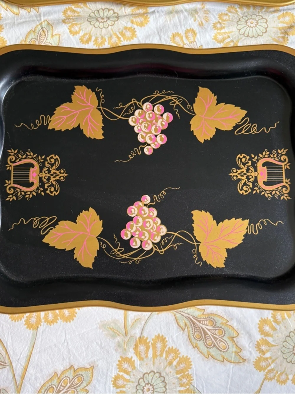 Vintage Trays set of 4 Large Black Floral Tole Metal Hand Painted Toleware Trays